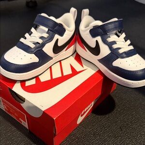 Nike Kids' Blue and White Sneakers
